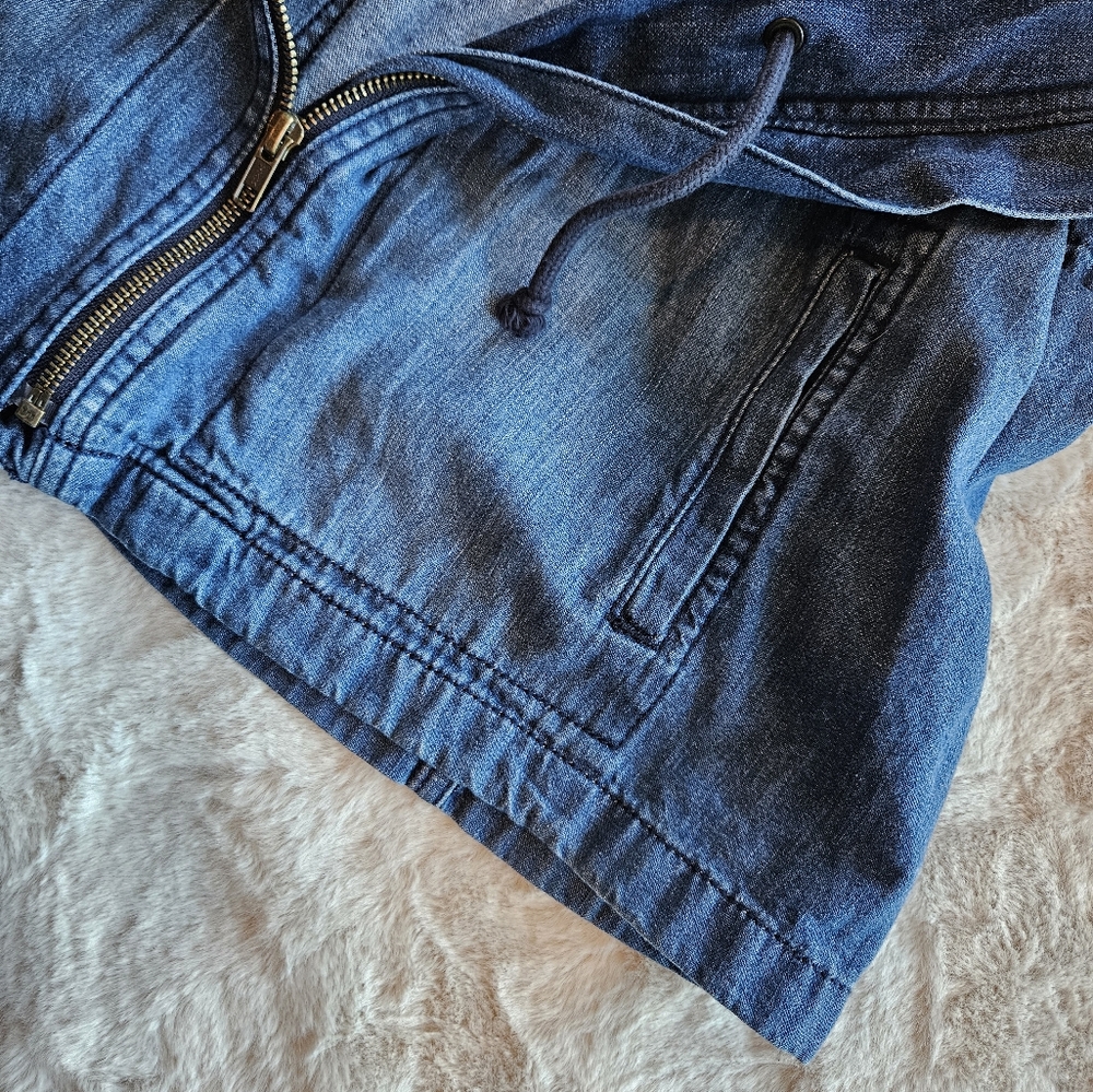 Gap Extra-Large Jean Jacket With Drawstring Waist - image 6